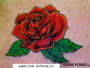tatuaje trandafir