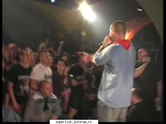 Super concert live !!! - Sunt facute cu playerul cu care am vazut live asa - Totul despre muzica