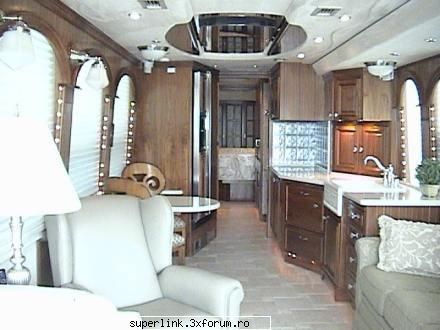 Volvo 057 - living in a bus! - micutza - Katerinca, aberatii