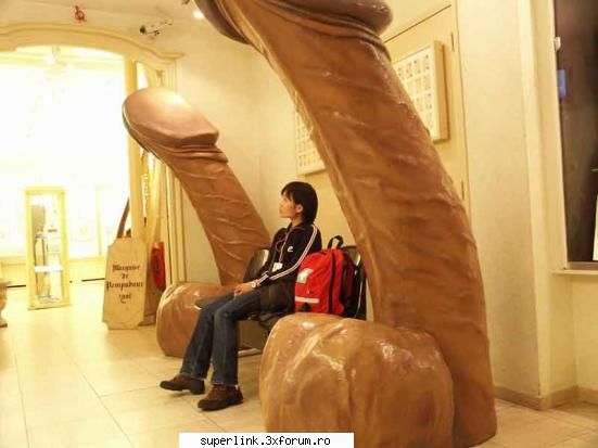 http://poze-fun.cere.ro/ - Sala de asteptare la ginecolog - Video si poze fun