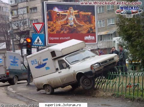 sunteti soferi - atunci atentie aici - delaurentis - Video si poze fun